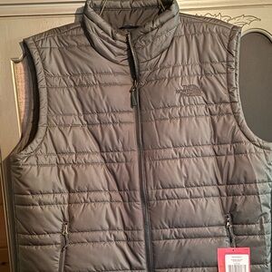 Dark olive green men’s north face vest brand new